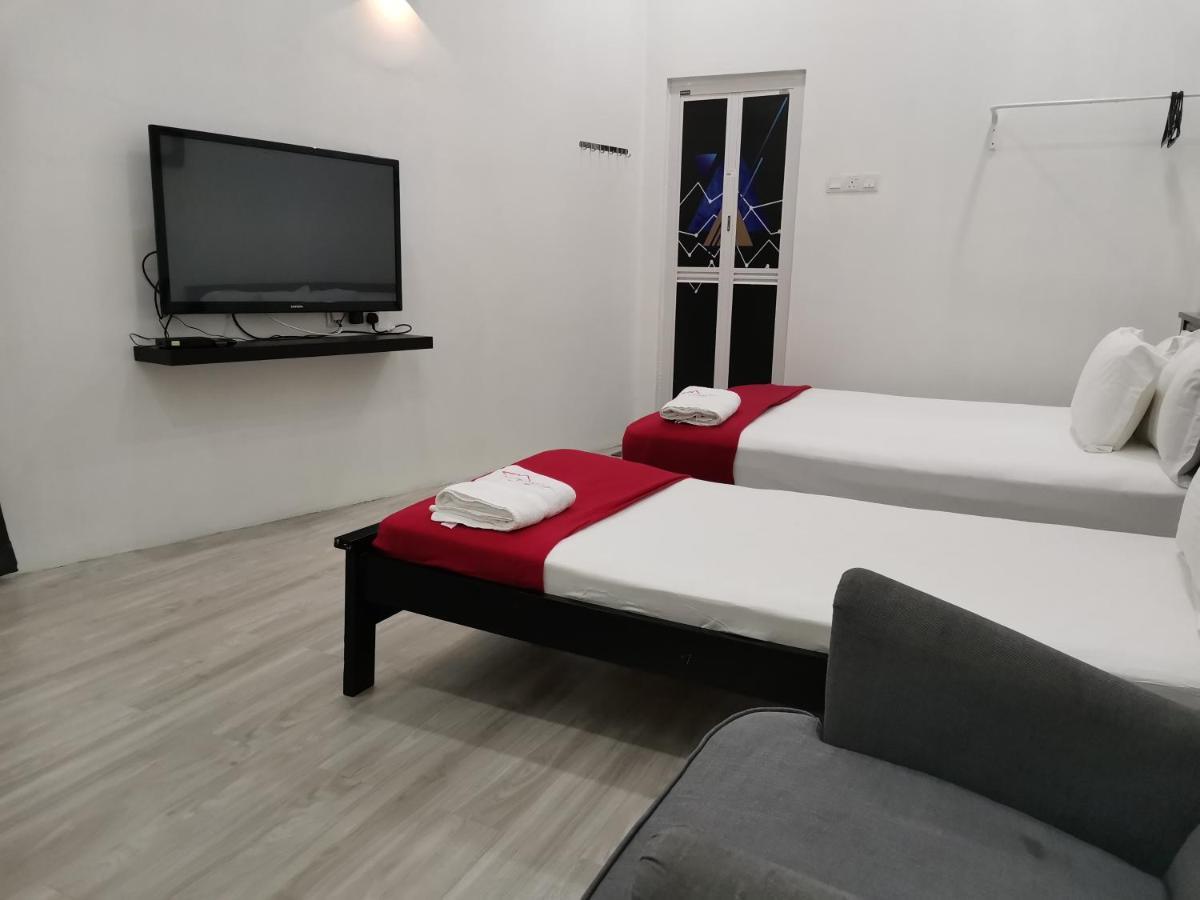 Roomstay Hj Esmon Parit Raja Uthm 外观 照片